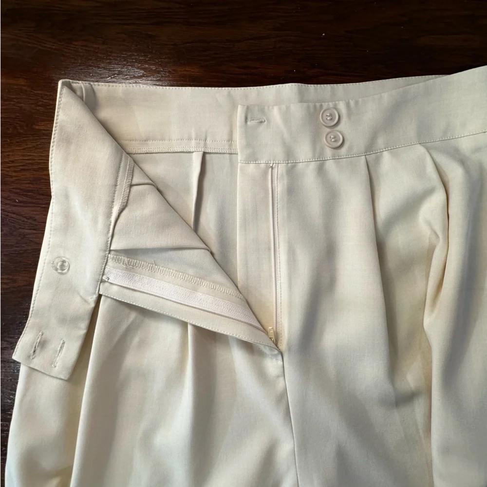 Flying Tomato Cream Extra Wide Leg Pleated Trousers Large NWOT